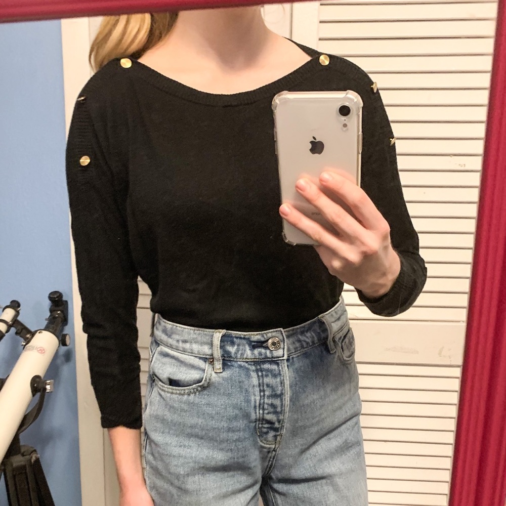 GAP sweater